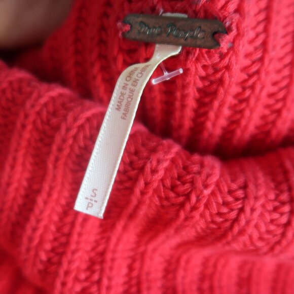 Free People Red Oversized Ribbed Knit Sweater - Size Small Cowl Neck Chunky - Picture 5 of 9